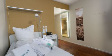 Bett im Privita-Wahlleistungszimmer