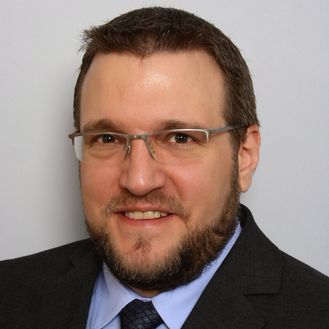 Dr. med. Mario Schubert Dr. med. Mario Schubert