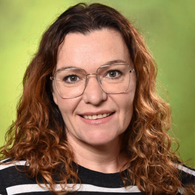 Simone Tabak